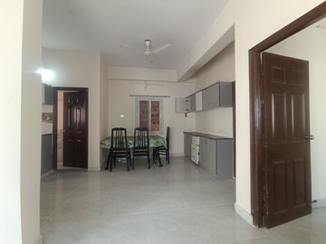 Room in 2 BHK Apartment at Kondapur – for Rent