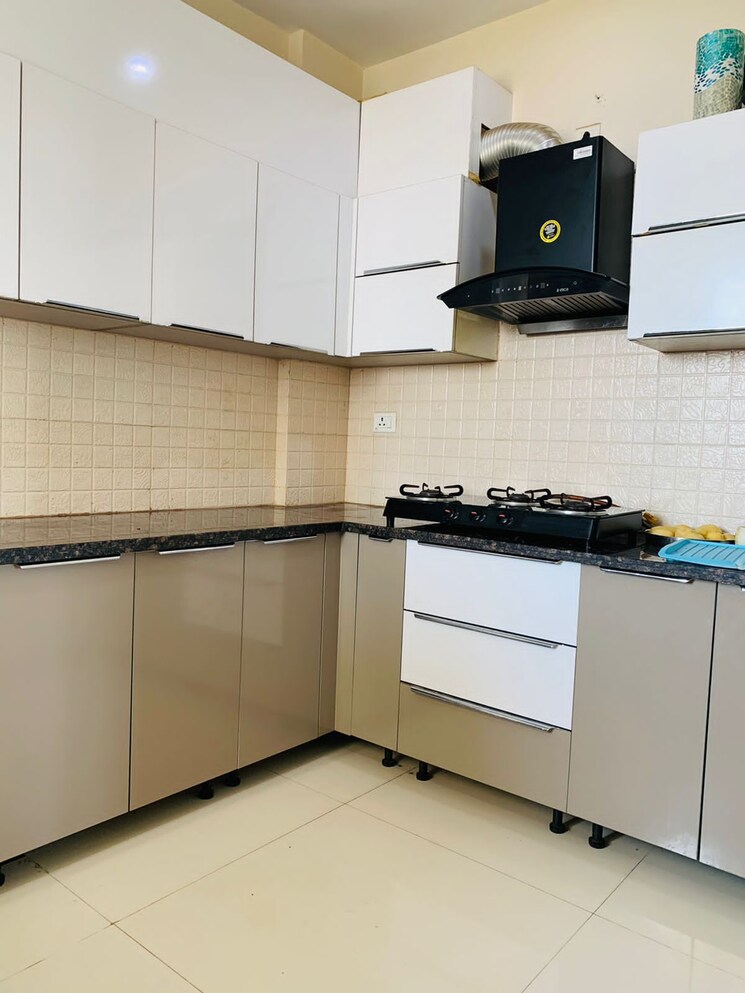 Kitchen, kharar road 2 Bedroom 1350 Sq.Ft. Apartment In Kharar Road Mohali 8171898