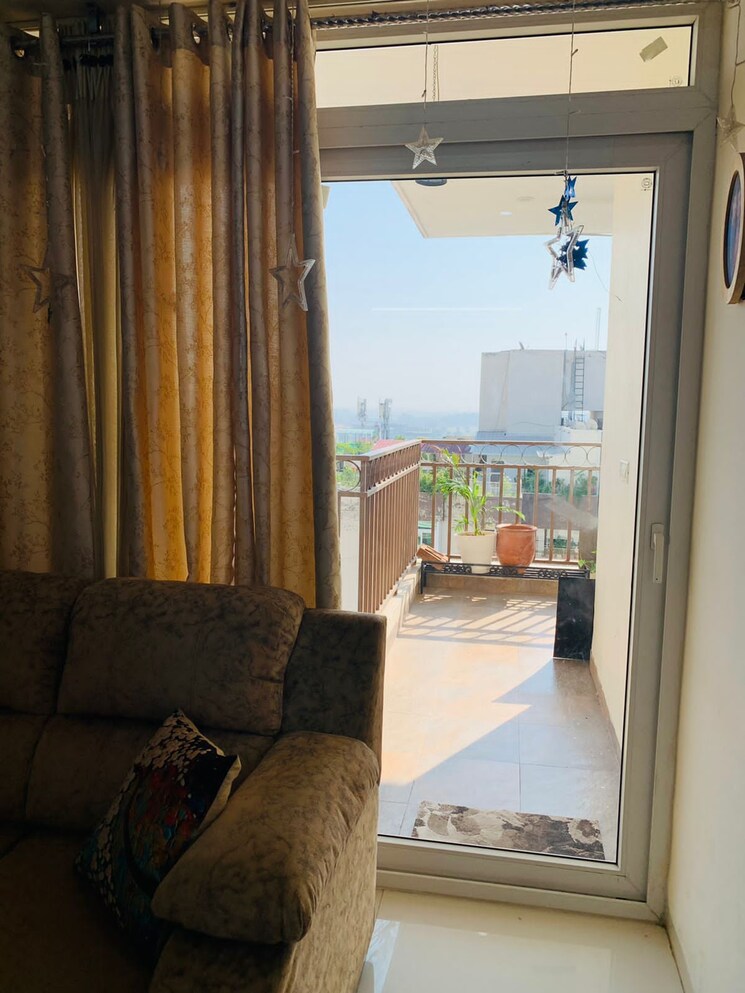 Living Room, kharar road 2 Bedroom 1350 Sq.Ft. Apartment In Kharar Road Mohali 8171898