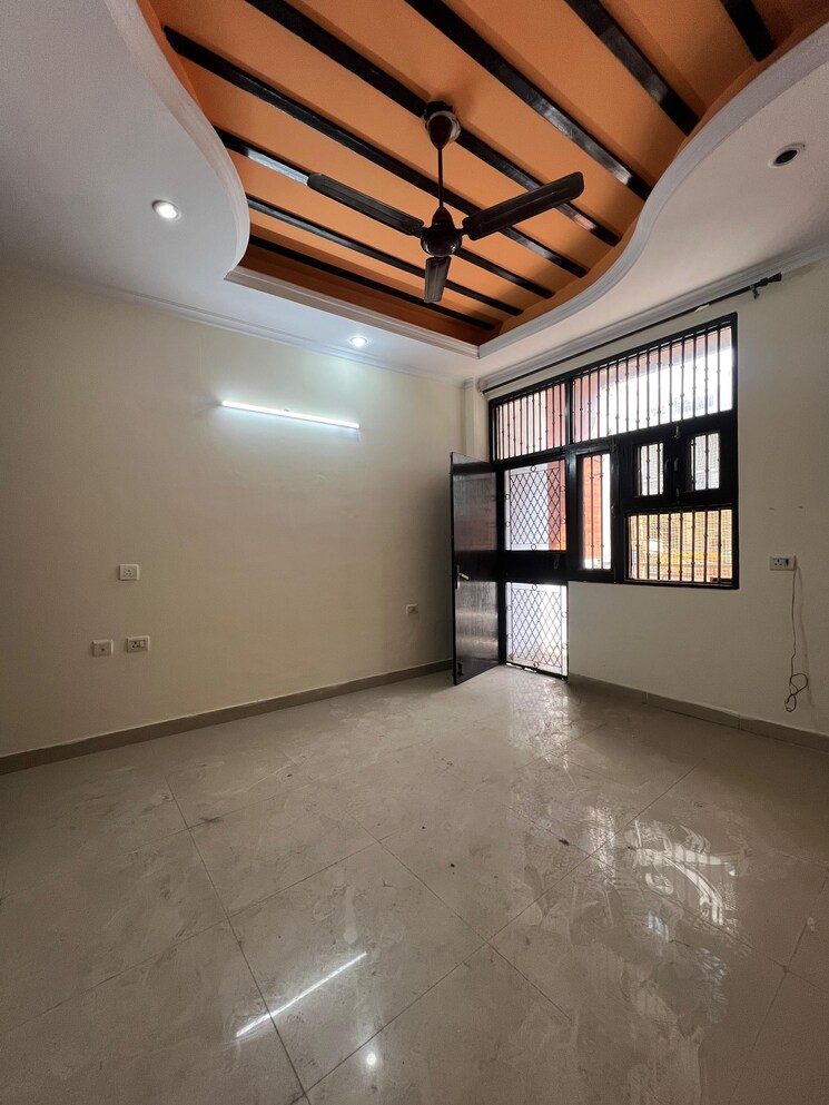 Room, pratap vihar 4 Bedroom 2050 Sq.Ft. Builder Floor In Pratap Vihar Ghaziabad 8171917