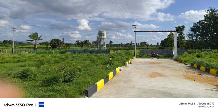 Garden, gennex-city  106 Sq.Yd. Plot In Knowledge Park V Greater Noida Greater Noida 8171927