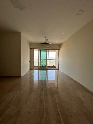 Room in 2 BHK Apartment at Ajmera Zeon, Wadala East – for Rent