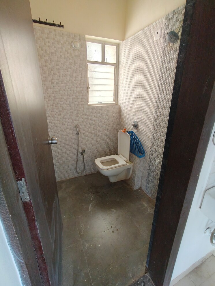 Bathroom, majestique-38-park-majestique 2 Bedroom 980 Sq.Ft. Apartment In Undri Pune 8172001