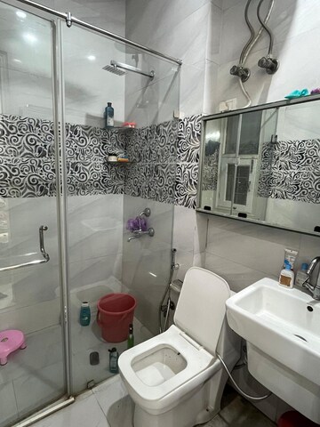 Master Bedroom in 2 BHK Builder Floor at Saket – for Rent