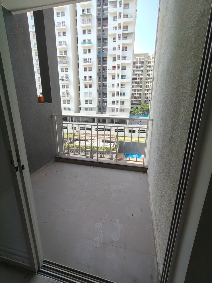 Balcony, godrej-greens 2 Bedroom 563 Sq.Ft. Apartment In Undri Pune 8172032