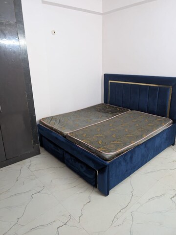 Bedroom in 1 BHK Builder Floor at Saket – for Rent