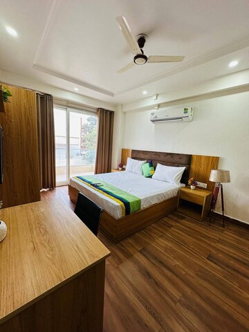 Bedroom in Studio Builder Floor at Unitech South City 1, South City 1 – for Rent
