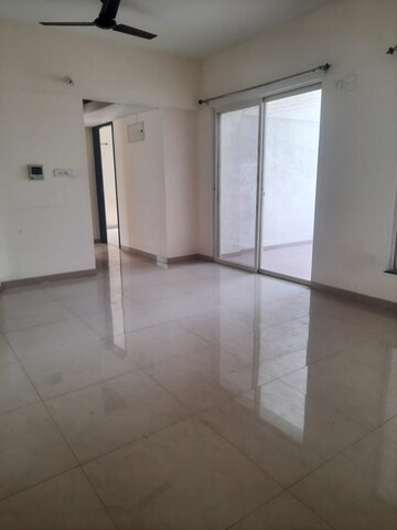 Room in 2 BHK Apartment at Vilas Yashwin, Sus – for Rent