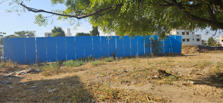 undefined, sola road Commercial Land 560 Sq.Yd. In Sola Road Ahmedabad 8172162