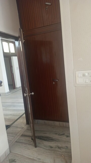 Bedroom in 3.5 BHK Independent House at Sector 21d – for Rent