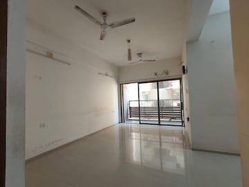Room in 2 BHK Apartment at Vishwanath Sopan, Shela – for Sale