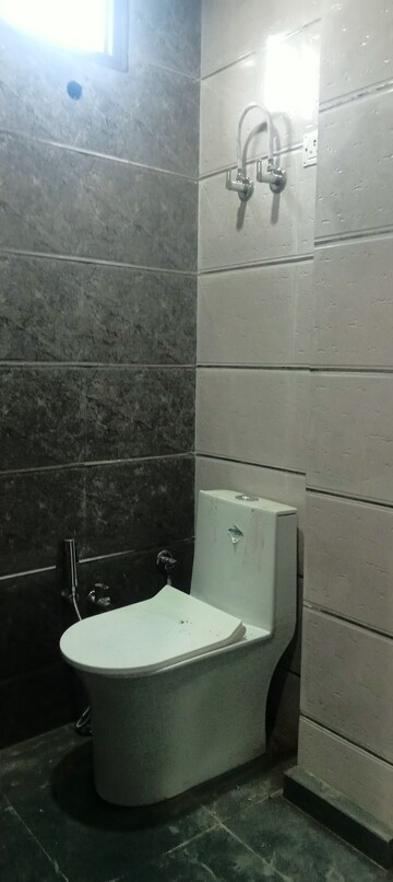 Kitchen in 3 BHK Builder Floor at Panchsheel Vihar – for Rent