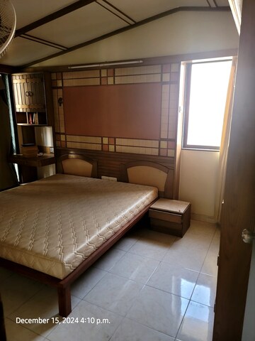 Bedroom in 2 BHK Apartment at Lokhandwala Residency, Worli – for Rent