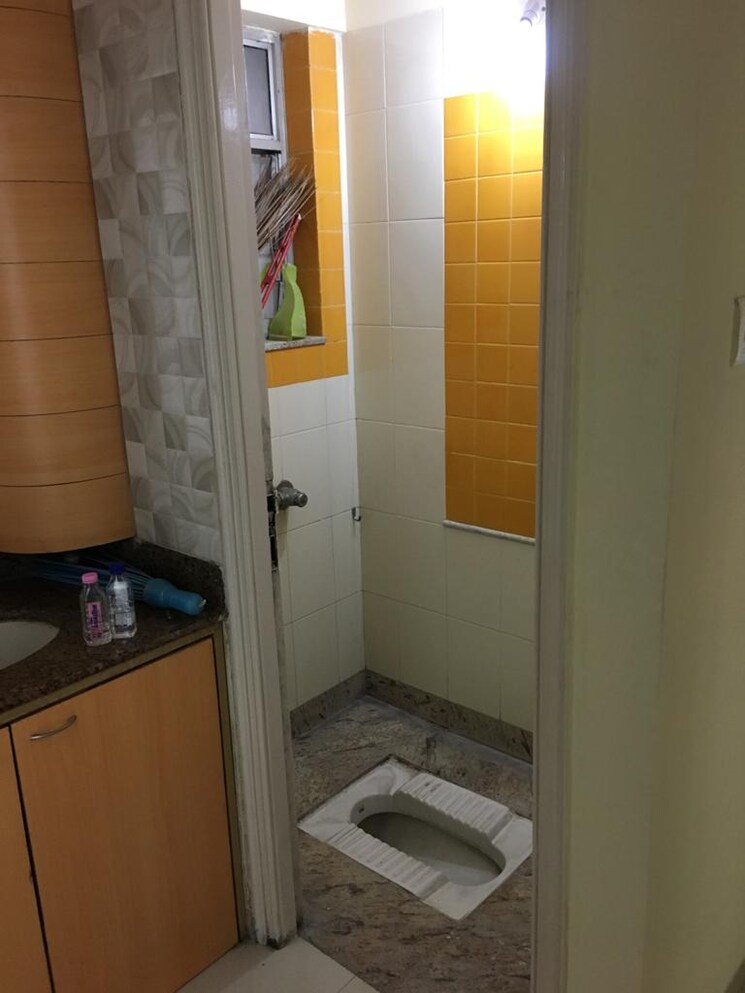 Bathroom, sahyadri-plumeria 2 Bedroom 779 Sq.Ft. Apartment In Moshi Pune 8172200