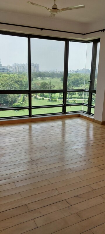 Balcony in 2.5 BHK Apartment at Jaypee Green Crescent Court, Jaypee Greens – for Sale