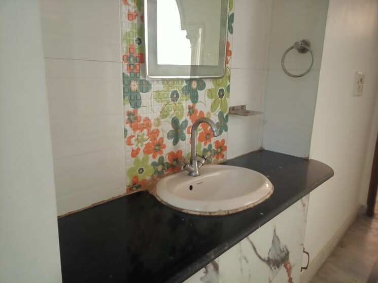 Bathroom, sector 46 3 Bedroom 1300 Sq.Ft. Apartment In Sector 46 Gurgaon 8172287
