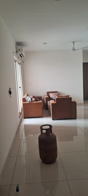 Furnished Amenities in 2 BHK Apartment at Shapoorji Pallonji Joyville Gurgaon, Sector 102 – for Rent