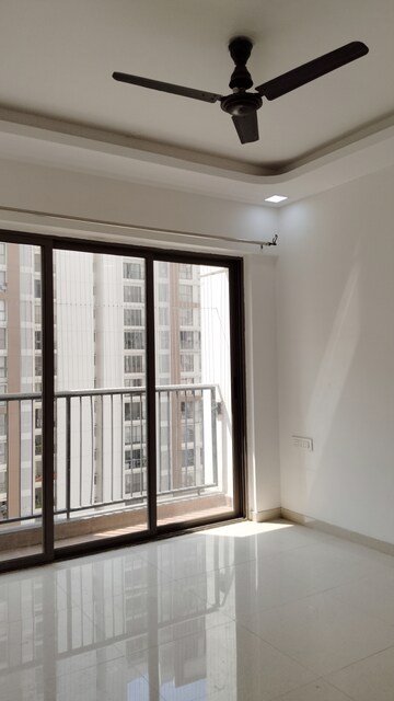 Room in 2 BHK Apartment at Runwal My City Phase II Cluster 05, Dombivli East – for Sale