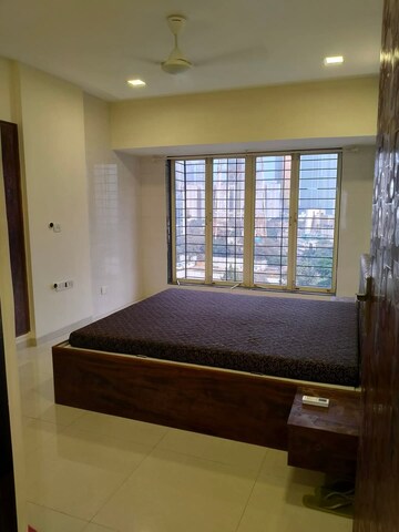 Bedroom in 2 BHK Apartment at Vaibhav Apartment Prabhadevi, Prabhadevi – for Rent