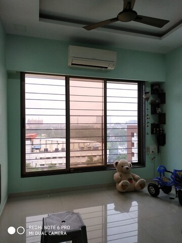 Room in 2 BHK Apartment at Shree Krishna Eastern Winds, Kurla East – for Rent