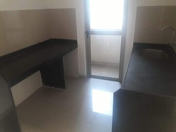 Room in 1.5 BHK Apartment at Lodha Casa Rio, Dombivli East – for Sale