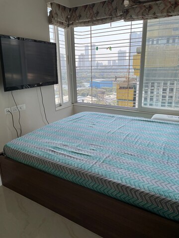 Bedroom in 2.5 BHK Apartment at Darshan Heights Parel, Parel – for Rent