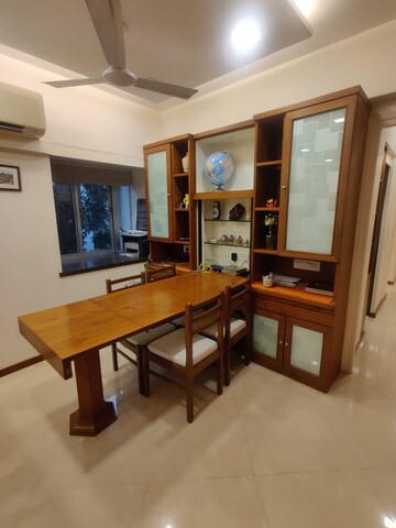 Gym in 2 BHK Apartment at Bandra West – for Rent