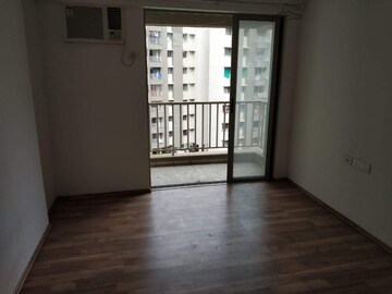Room in 2 BHK Apartment at Lodha Casa Rio, Dombivli East – for Sale