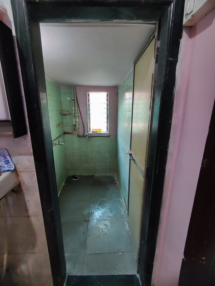 undefined, thane west 1 Bedroom 375 Sq.Ft. Apartment In Thane West Thane 8172512