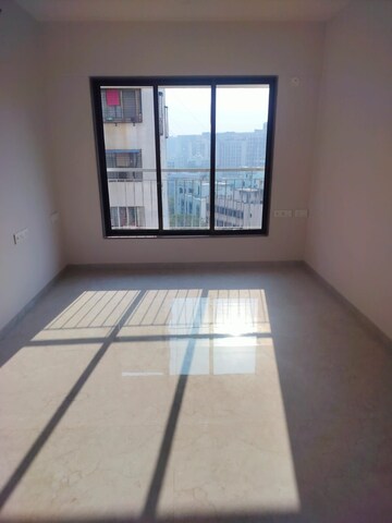 Room in 2 BHK Apartment at Sanket Solitaire Aawas, Chembur – for Rent
