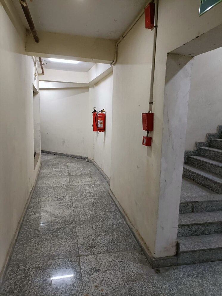 undefined, gardenia-golf-city 2 Bedroom 950 Sq.Ft. Apartment In Sector 75 Noida 8172556