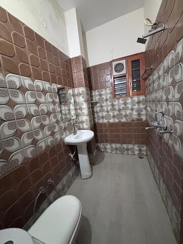Bathroom in 2 BHK Builder Floor at Sunny Enclave – for Rent