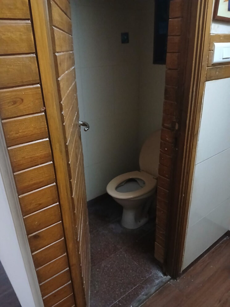 Bathroom, kalpa-taru-siddhachal-v 2 Bedroom 1000 Sq.Ft. Apartment In Kasarvadavali Thane 8172623