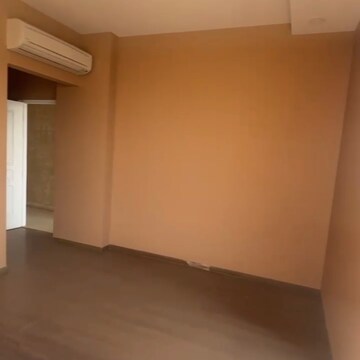 Room in 3 BHK Apartment at M3M Merlin, Sector 67 – for Rent
