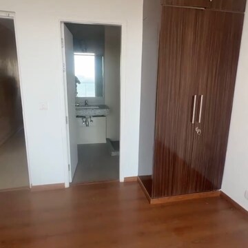 Room in 3 BHK Apartment at M3M Merlin, Sector 67 – for Rent