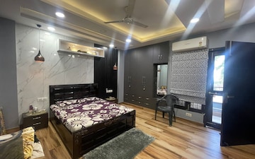 3 BHK Builder Floor For Rent in DLF Star Tower, Sector 30
