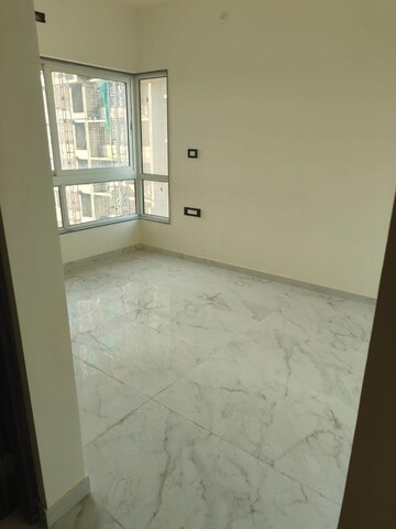 Room in 2 BHK Apartment at Oshiwara – for Sale