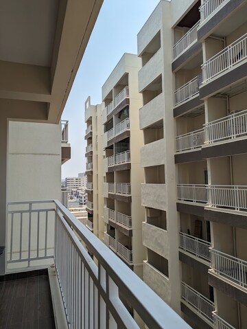 3 BHK Apartment For Rent in Lakshmi Cadillac Kondapur Hyderabad  8172426