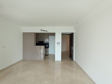 Room in 2 BHK Apartment at Aurum Q Residences, Ghansoli – for Rent