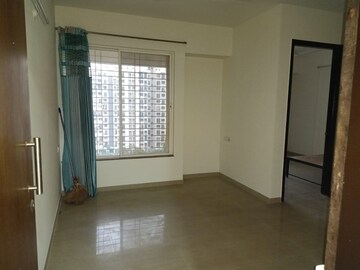 Room in 3 BHK Apartment at Taware Colony – for Sale