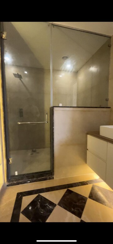Furnished Amenities in 3 BHK Builder Floor at Infinite Luxury, South City 2 – for Rent