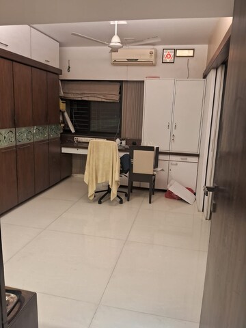 Master Bedroom in 3 BHK Apartment at Lok Upvan Apartment Phase 2, Vasant Vihar – for Rent