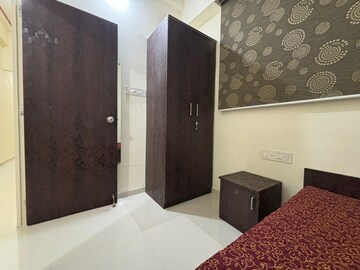 Furnished Amenities in  Pg at Mitha Nagar – for Rent