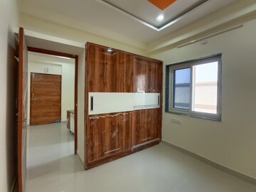 Room in 1 BHK Apartment at Kondapur – for Rent