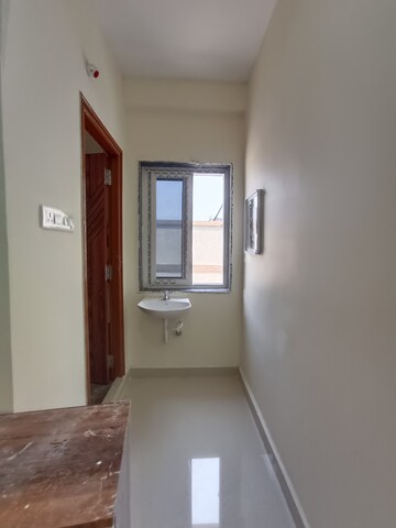 Furnished Amenities in 1 BHK Apartment at Kondapur – for Rent