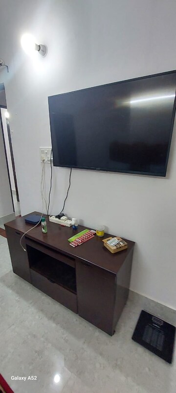 Furnished Amenities in 2 BHK Apartment at Sulabh Awas, Gomti Nagar – for Rent