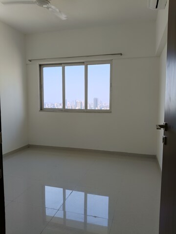 Master Bedroom in 1 BHK Apartment at Omkar Signet, Malad East – for Rent