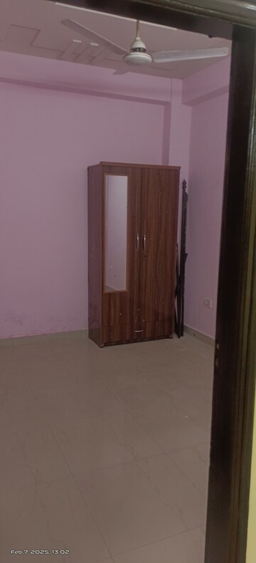 Room in 2 BHK Builder Floor at Niti Khand I – for Sale