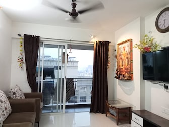 2 BHK Apartment For Rent in Courtyard by Narang Realty and The Wadhwa Group Pokhran Road No 2 Thane  8172881