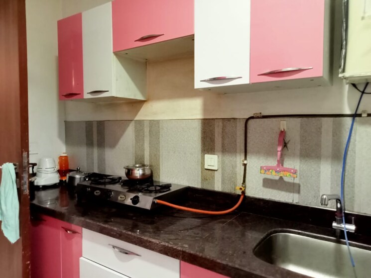 Kitchen, courtyard-by-narang-realty-and-the-wadhwa-group 2 Bedroom 730 Sq.Ft. Apartment In Pokhran Road No Two Thane 8172881